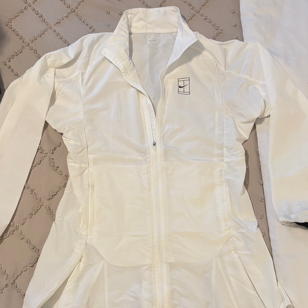 Nike Pure White Lightweight Jacket/Trench